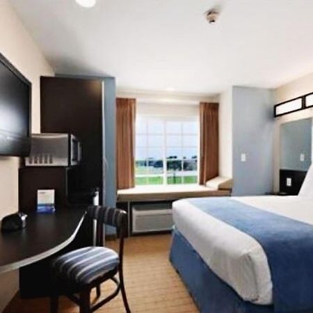 Three Rivers Inn & Suites Port Arthur Room photo