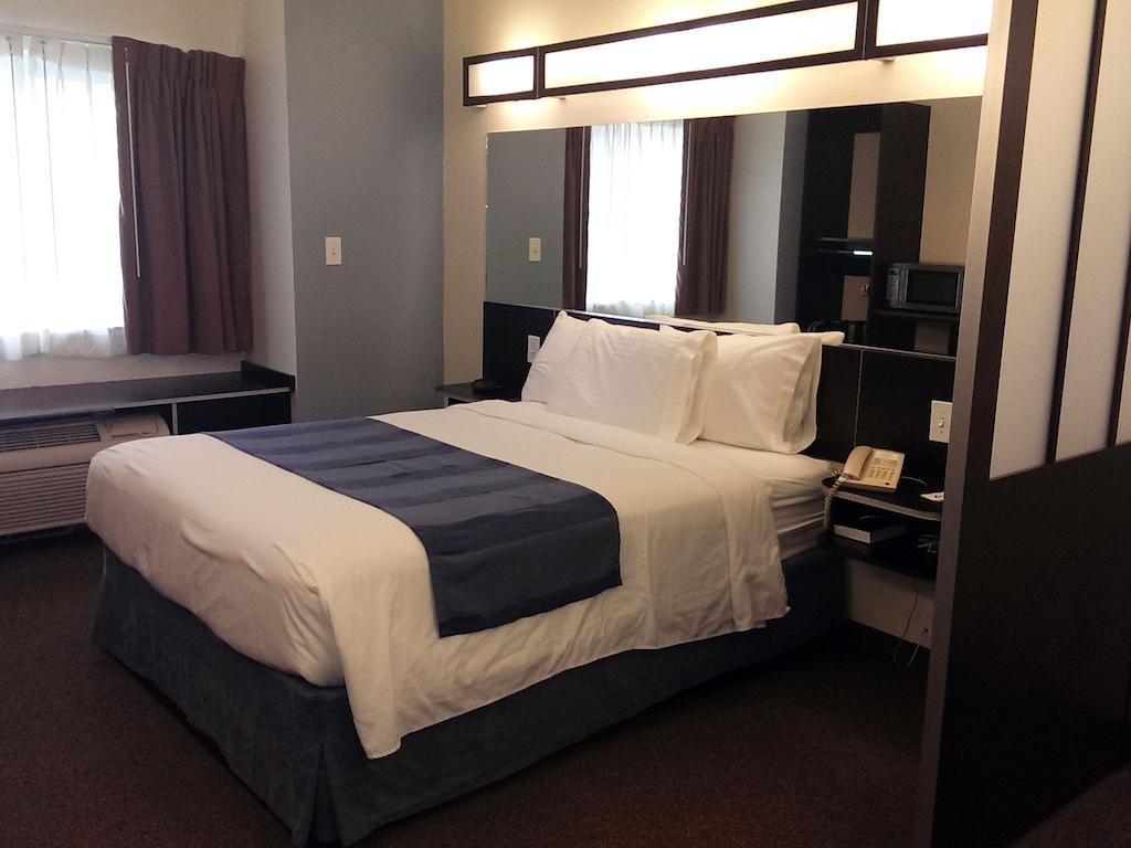 Three Rivers Inn & Suites Port Arthur Room photo